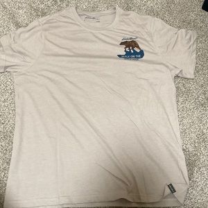 Eddie Bauer “walk on the wild side” graphic tee